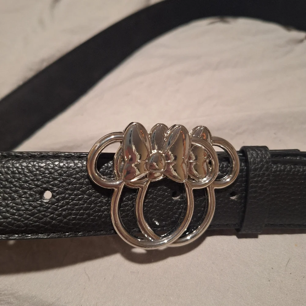 Black Leather Belt with Silver Buckle Minnie Mouse Womens‎